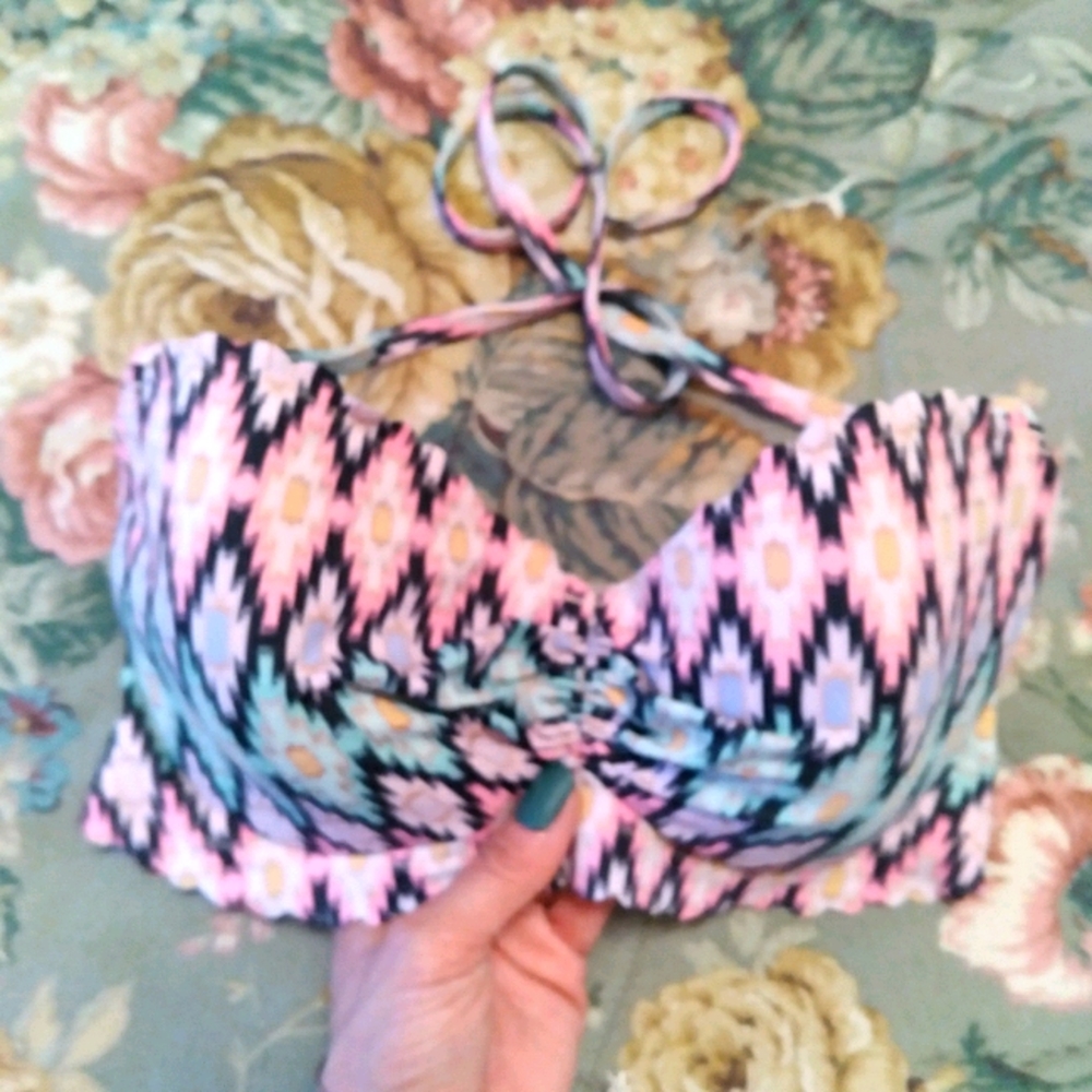 VS Multi Pink Swimsuit Top.